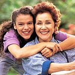 Teenager and her Grandmother, who is staying healthy with Humana PDP Complete